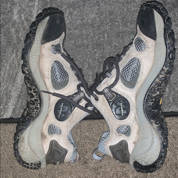 Merrell hiking shoes - Picture 3 of 5